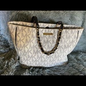 Michael Kors White/Navy Signature Tote